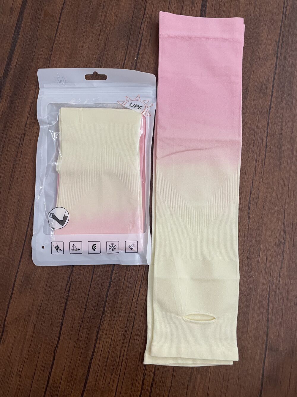 Arm Sleeves With Thumbholes - Pinkyellow